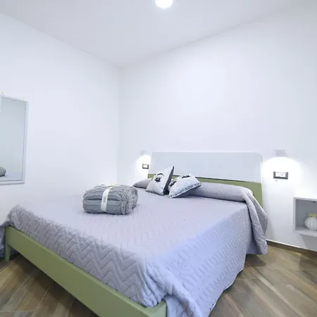 Daire Pina's House *