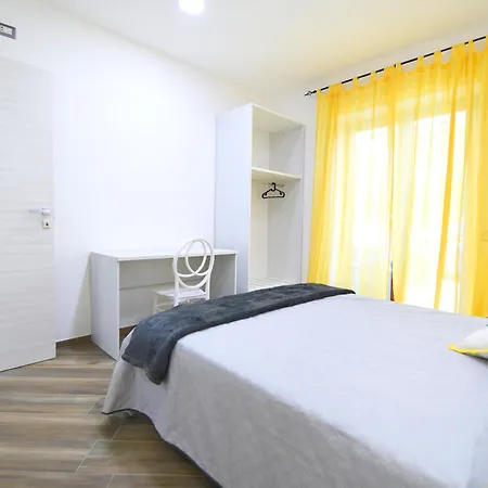 Daire Pina's House *