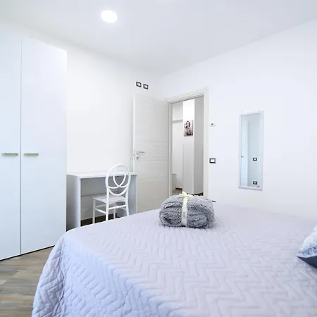 Apartment Pina's House